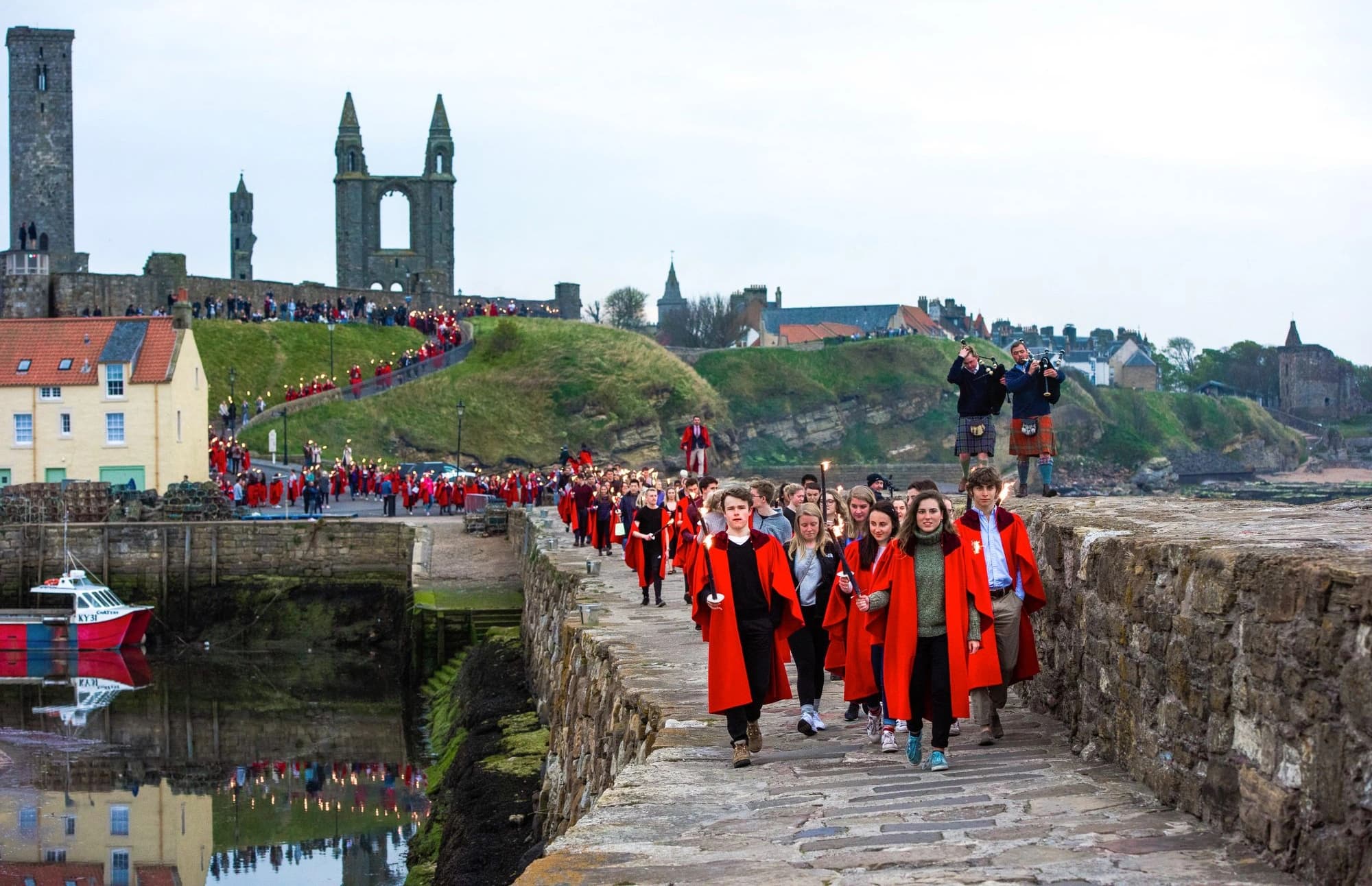 Şotlandiyanın ən qədim universiteti: St Andrews’də virtual açıq qapı tədbirinə qoşulun!