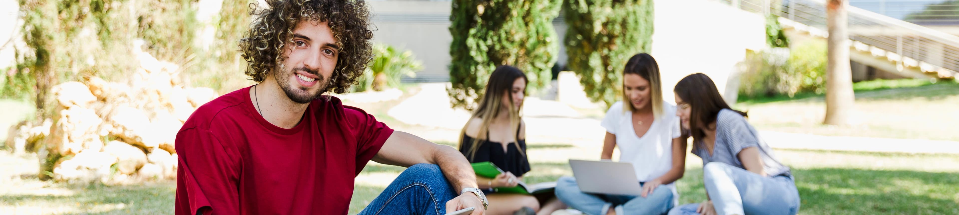 How Students Find Things to Do Outside University