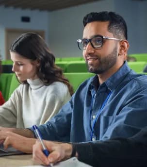 Foundation Year nədir? Böyük Britaniya Universitetinə Hazırlaşmağın Ən Yaxşı Yollarından Biri