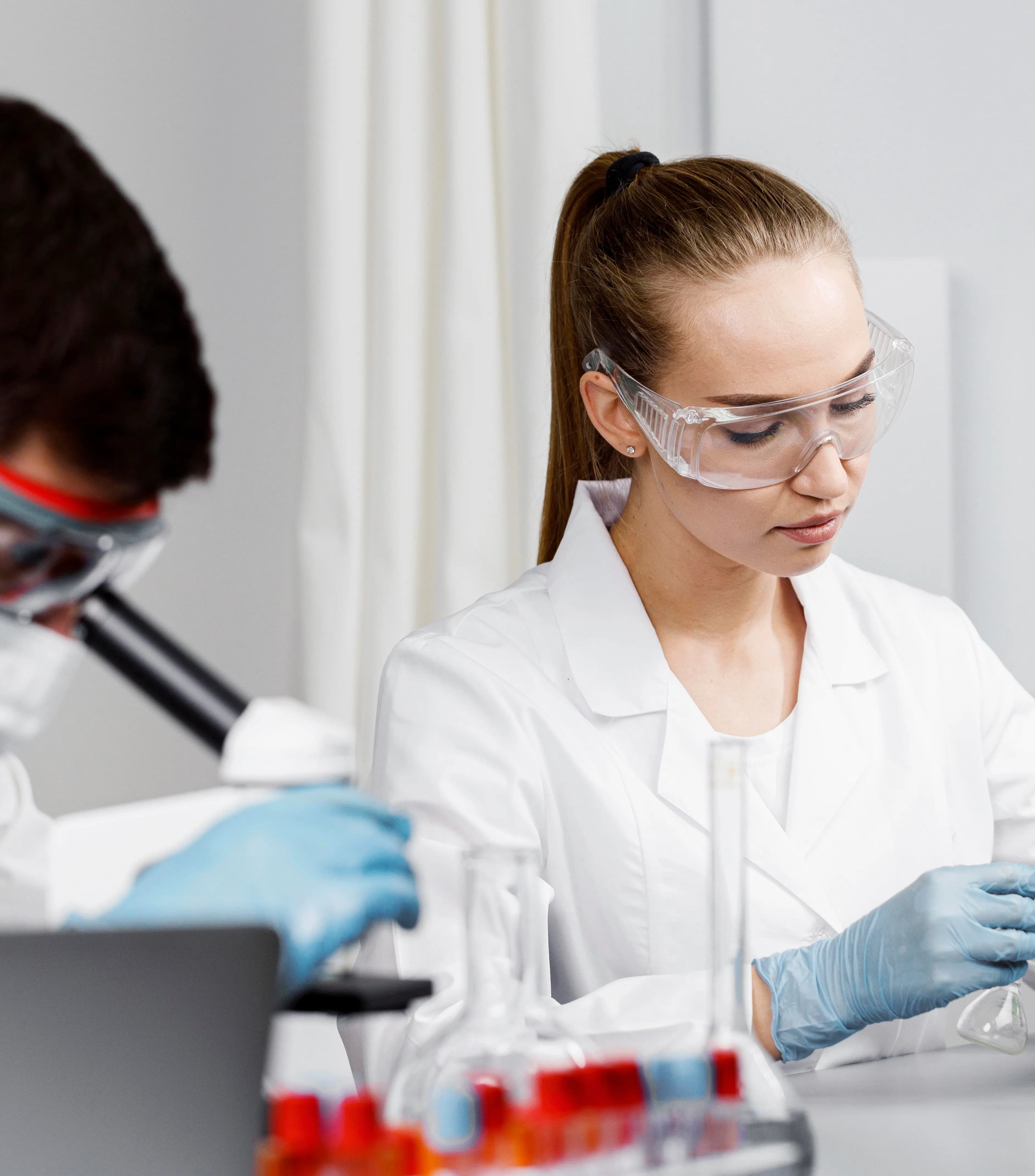 Universitetdə Laboratoriya Dərslərinə Hazırlıq