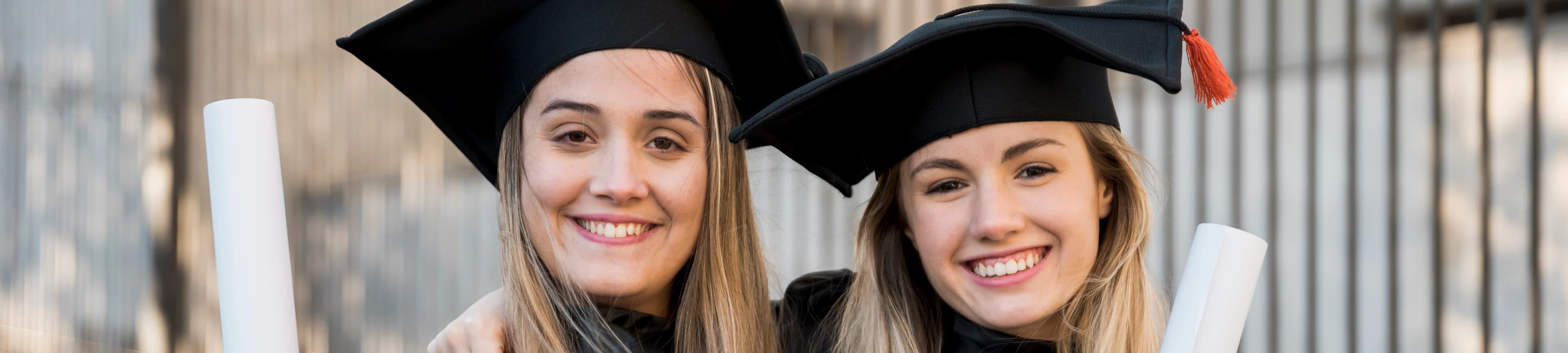 What Makes a Graduate Stand Out in a Competitive Job Market?