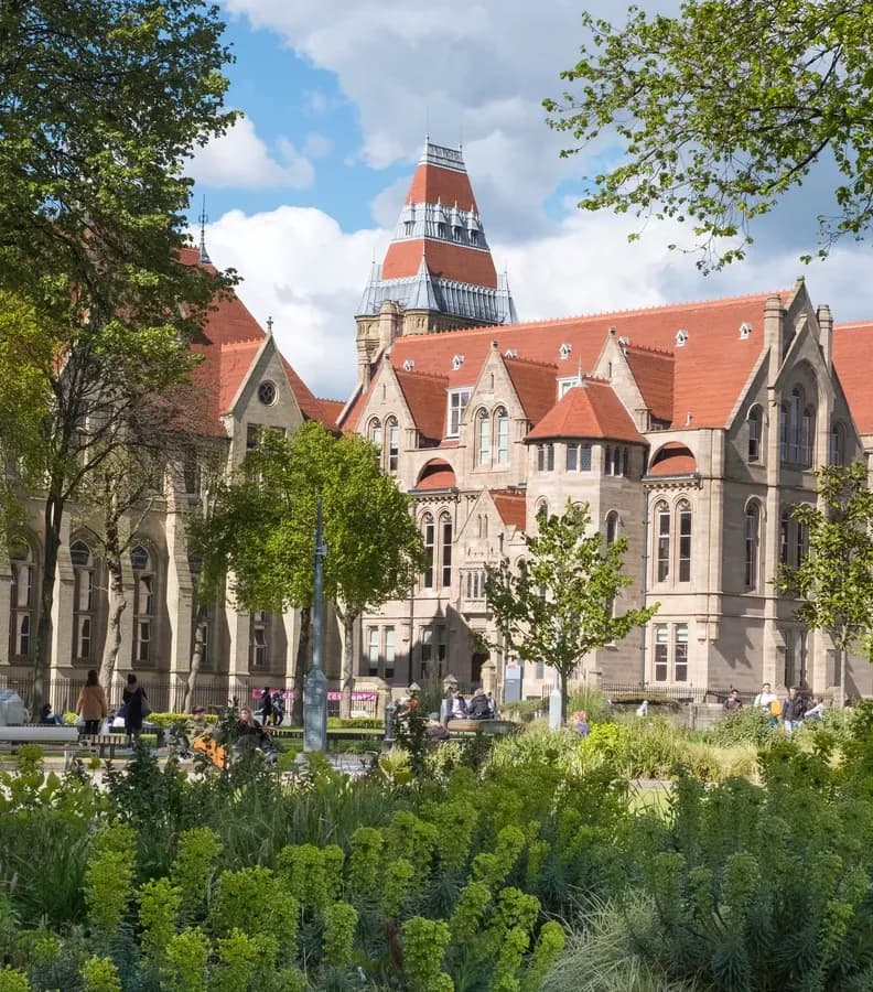 University of Manchester Açıq Qapı Günləri 2026: Ziyarətçilər Nələri Bilməlidir?