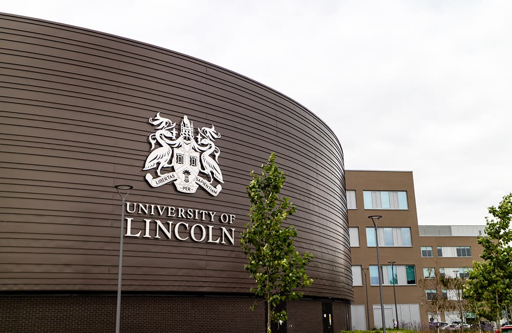 1757573429891-Lincoln-uni-100px.jpg