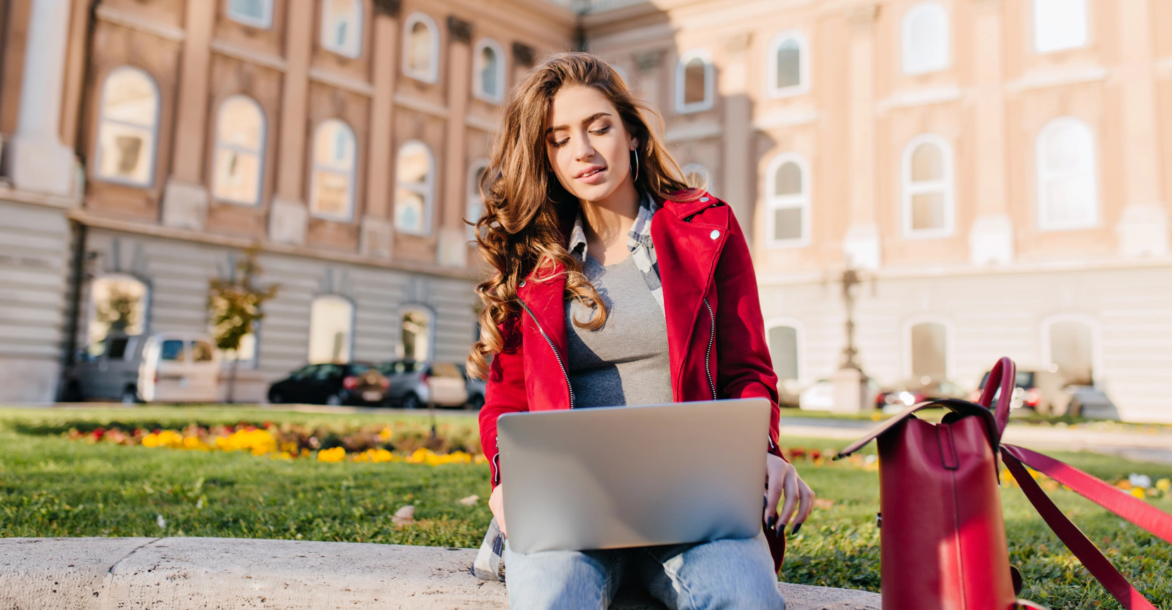 Tələbələr üçün fürsət: 2024-cü ildə Böyük Britaniyanın ən yaxşı universitetlərində təqaüdlər