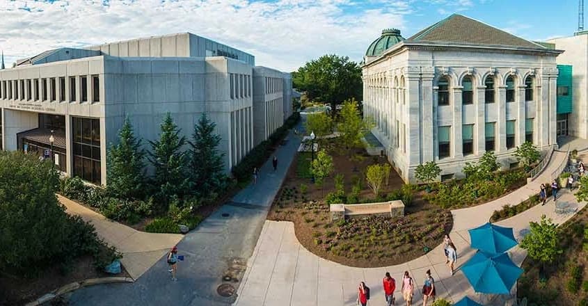 American University Beynəlxalq Tələbələr üçün Magistratura Təhsili İmkanlarını Genişləndirir