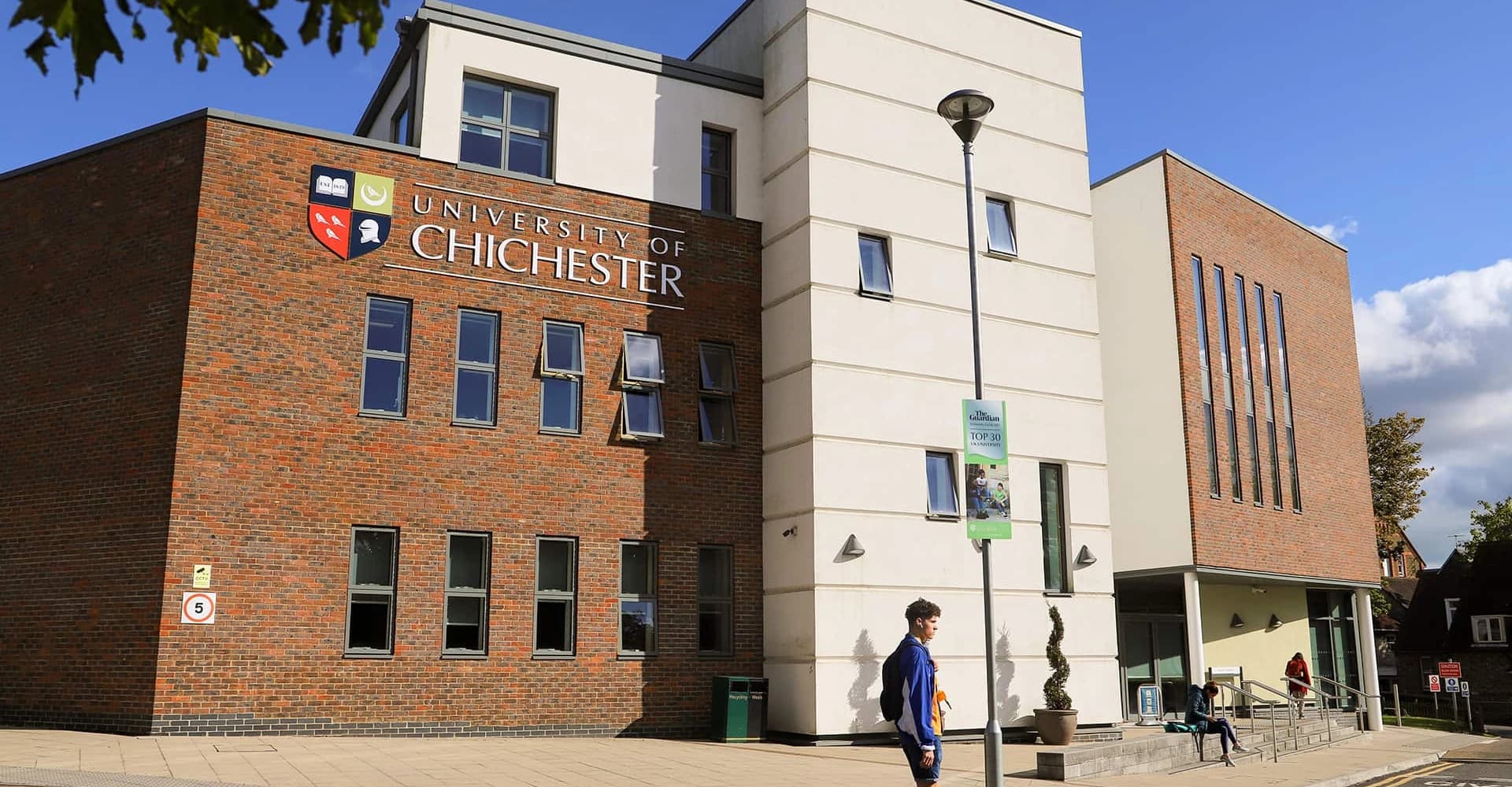 University of Chichester və BSBI Hamburg Kampusu: Almaniyada Böyük Britaniya Diplomuna Aparan Yol
